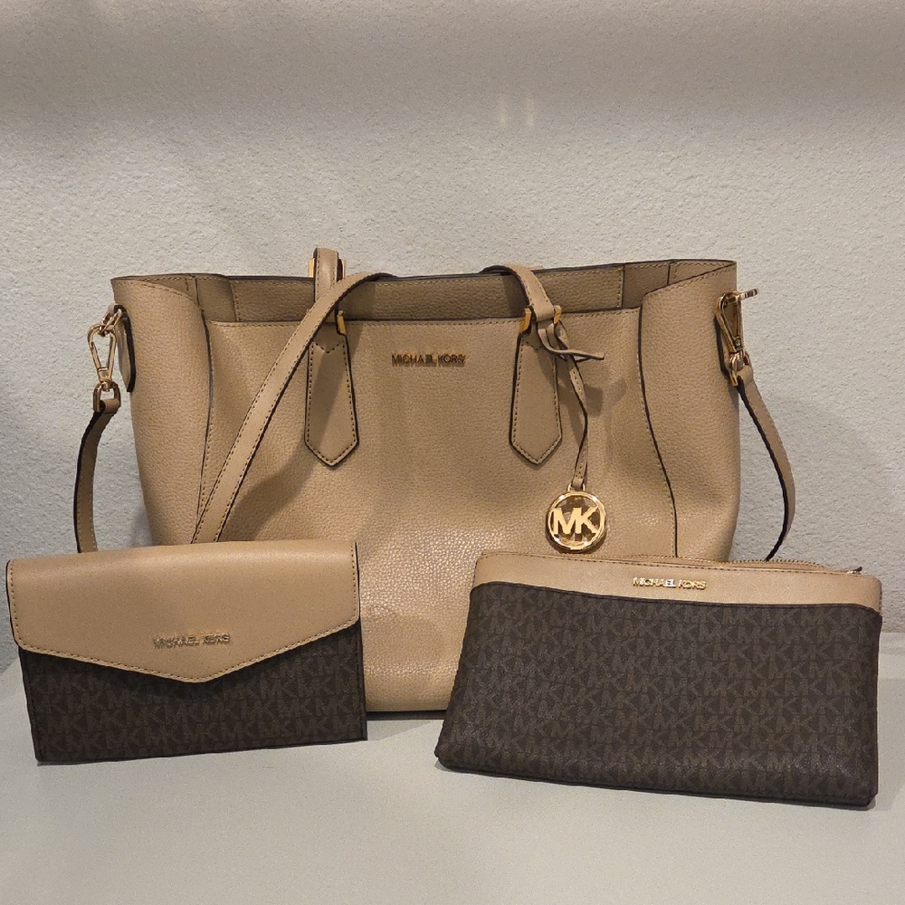 Michael Kors Tan and Brown Leather Tote with Matching Bags. NEW